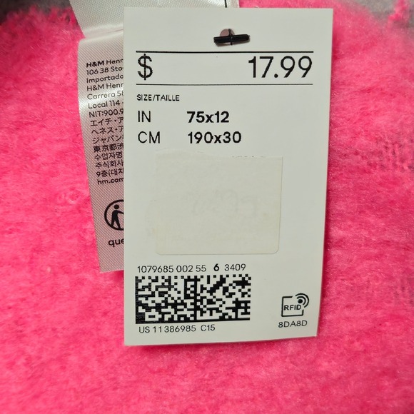 H&M Hot Pink Fuzzy Scarf Winter Warm Fringe Tassel Soft 75x12 NEW - Picture 3 of 4
